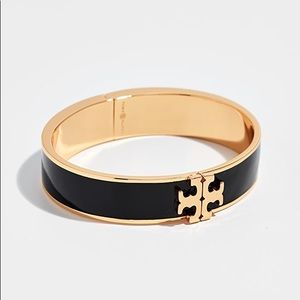 Tory Burch raised logo enamel hinged bracelet 💫